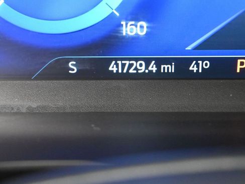 Used 2020 Ford Escape Titanium w/ Titanium Premium Package 2.0 image 19