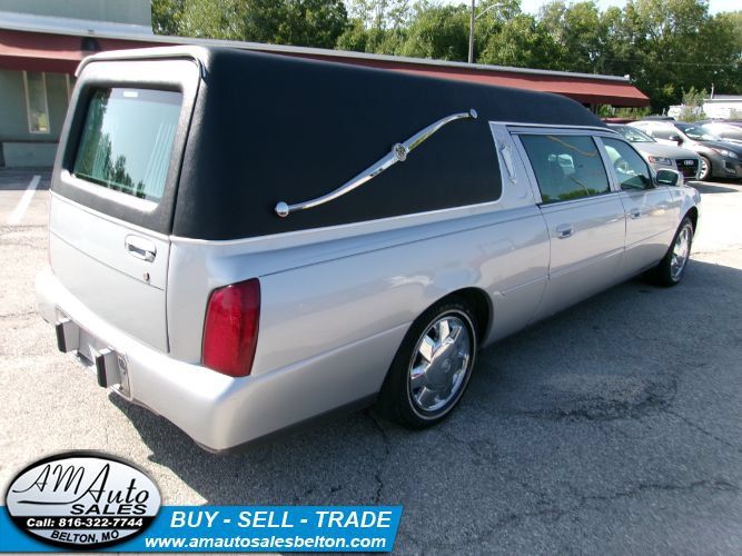 Used 2004 Cadillac De Ville Hearse FWD image 5