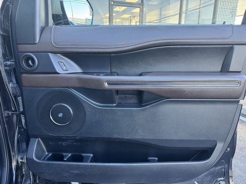 Used 2021 Ford Expedition King Ranch image 15
