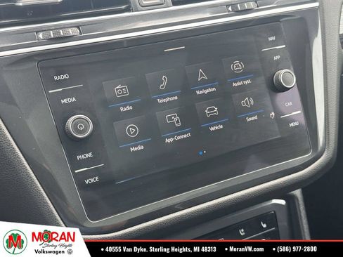 Used 2022 Volkswagen Tiguan SEL R-Line AWD/4WD image 28