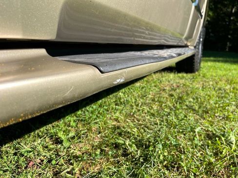 Used 2004 INFINITI QX56 4WD w/ Smart Vision Pkg image 19