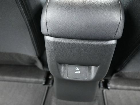 Used 2025 Nissan Versa SV w/ Trunk Package FWD image 26