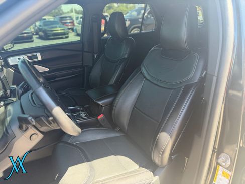 Used 2020 Ford Explorer ST w/ ST Street Pack AWD/4WD image 13