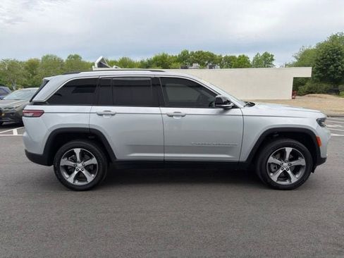 Used 2023 Jeep Grand Cherokee 4WD 4xe w/ Luxury Tech Group II image 4