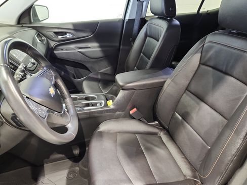 Used 2020 Chevrolet Equinox LT w/ Sport Edition image 16