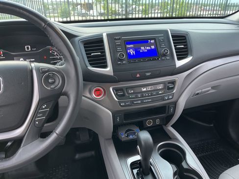 Used 2019 Honda Ridgeline RTL image 19
