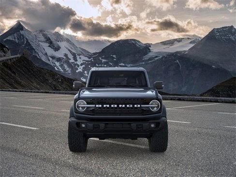 New 2025 Ford Bronco Badlands image 6