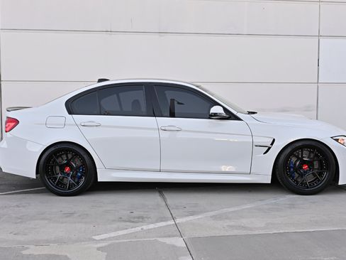 Used 2016 BMW M3 RWD image 7