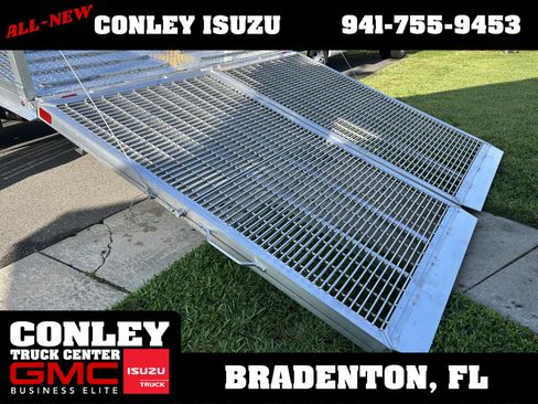 New 2025 Isuzu NPR image 5