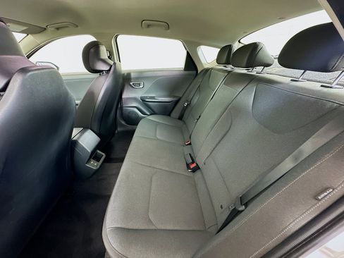 Used 2025 Kia K4 FWD image 26