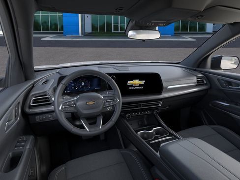 New 2026 Chevrolet Traverse LT FWD image 15