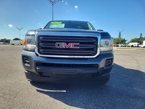 Used 2020 GMC Canyon W/T w/ Convenience Package image 4
