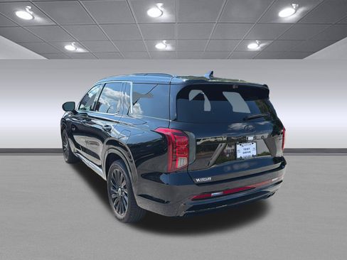 Certified 2025 Hyundai Palisade Calligraphy AWD/4WD image 9