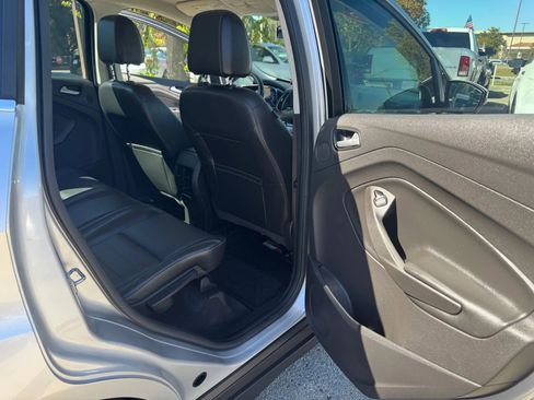 Used 2015 Ford C-MAX Energi SEL w/ Equipment Group 302A image 18