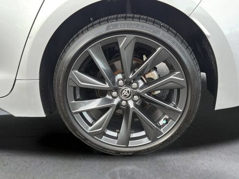 Certified 2024 Toyota Corolla SE FWD image 10