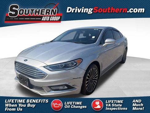 Used 2017 Ford Fusion SE w/ Equipment Group 202A image 1