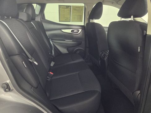 Used 2020 Nissan Rogue Sport S FWD image 29