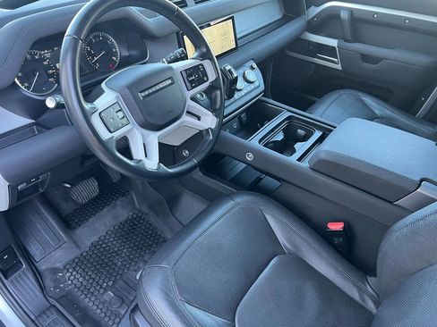 Used 2023 Land Rover Defender 110 SE image 14