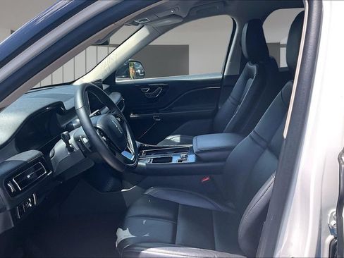 Used 2023 Lincoln Aviator 2WD image 21