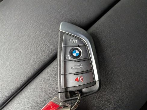 Used 2023 BMW X5 M50i w/ Executive Package image 33