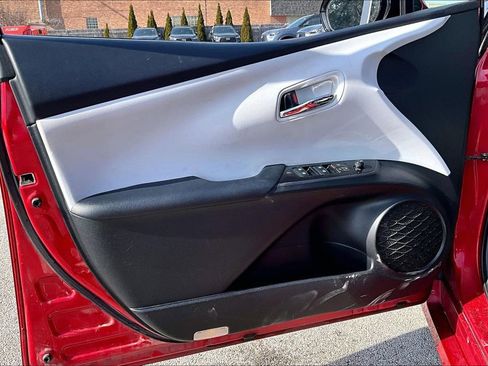 Used 2018 Toyota Prius Prime Advanced image 14