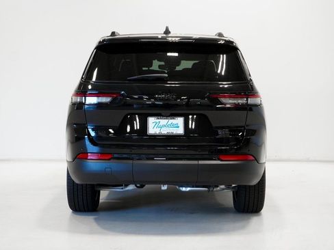 New 2025 Jeep Grand Cherokee L Limited image 6