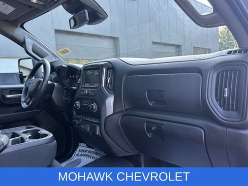 Used 2025 Chevrolet Silverado 2500 Custom w/ Custom Value Package AWD/4WD image 29