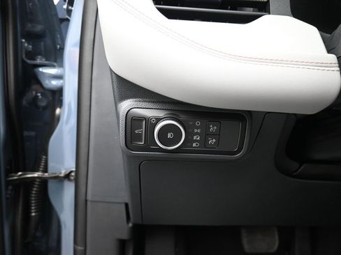 New 2026 Ford Explorer Active AWD/4WD image 11