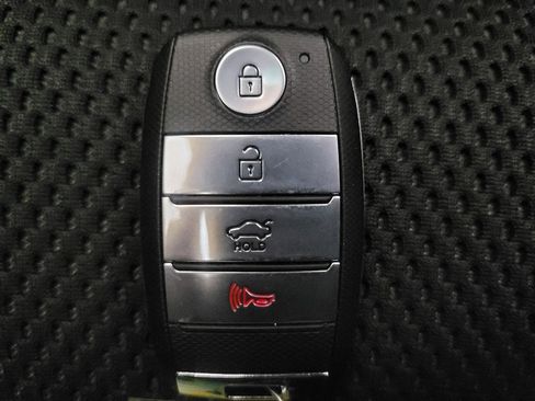 Used 2019 Kia Optima S FWD image 32