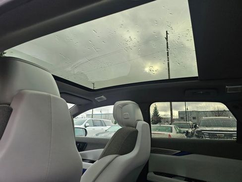 New 2026 Cadillac Optiq Luxury 1 image 24