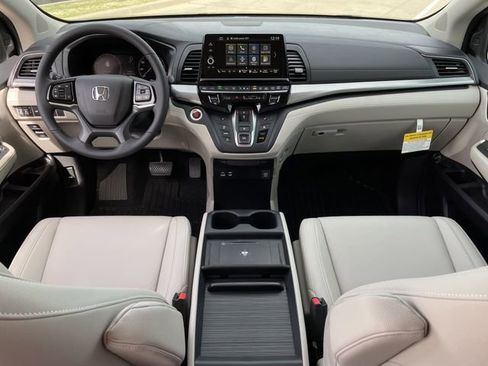 New 2026 Honda Odyssey EX-L image 9