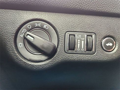 Used 2023 Dodge Challenger SRT Hellcat image 17