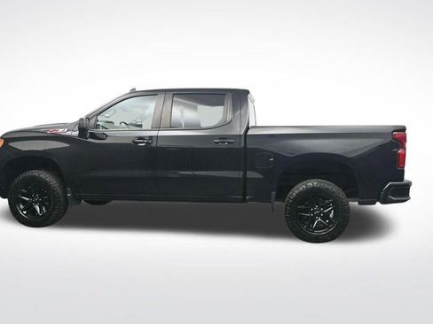Used 2022 Chevrolet Silverado 1500 LT Trail Boss AWD/4WD image 9