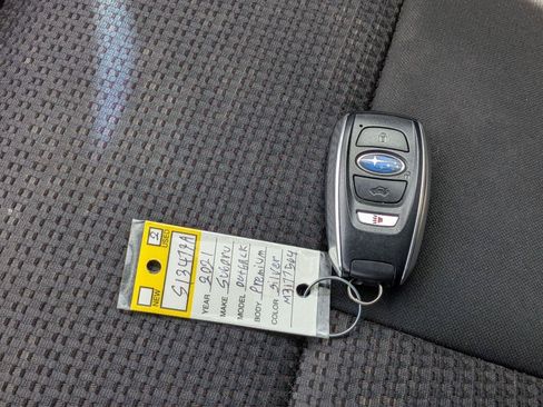 Used 2021 Subaru Outback Premium AWD/4WD image 47