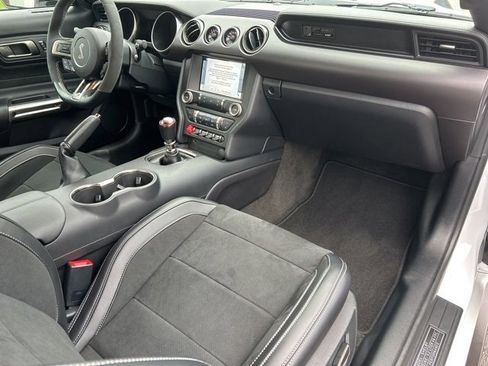 Used 2016 Ford Mustang Shelby GT350 w/ Technology Package image 12