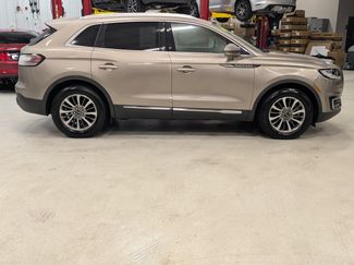 Used 2020 Lincoln Nautilus FWD w/ Equipment Group 101A video 3