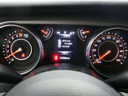 Used 2018 Jeep Wrangler Unlimited Sport image 20