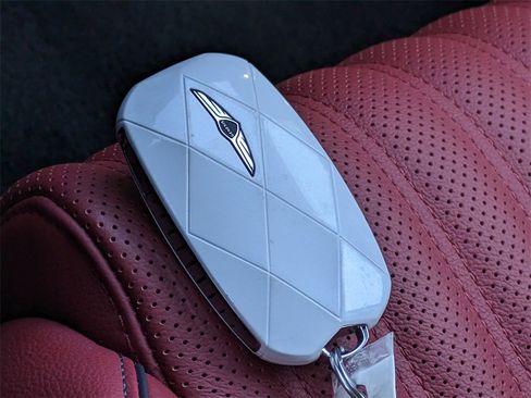 Used 2025 Genesis G70 2.5T w/ Sport Prestige Package image 29