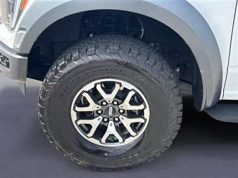 Used 2022 Ford F150 Raptor w/ Equipment Group 801A High AWD/4WD image 9