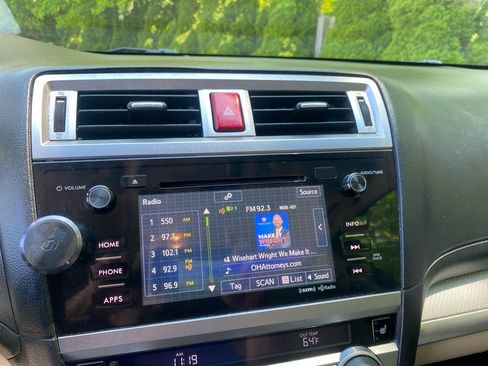 Used 2016 Subaru Outback 2.5i Premium AWD/4WD image 14