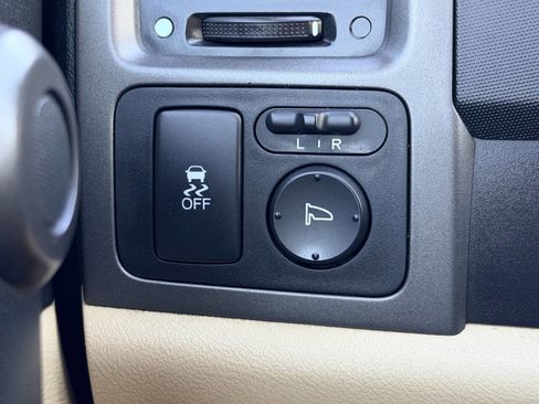 Used 2010 Honda CR-V LX image 6