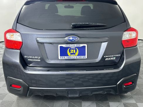 Used 2017 Subaru Crosstrek 2.0i Premium AWD/4WD image 10