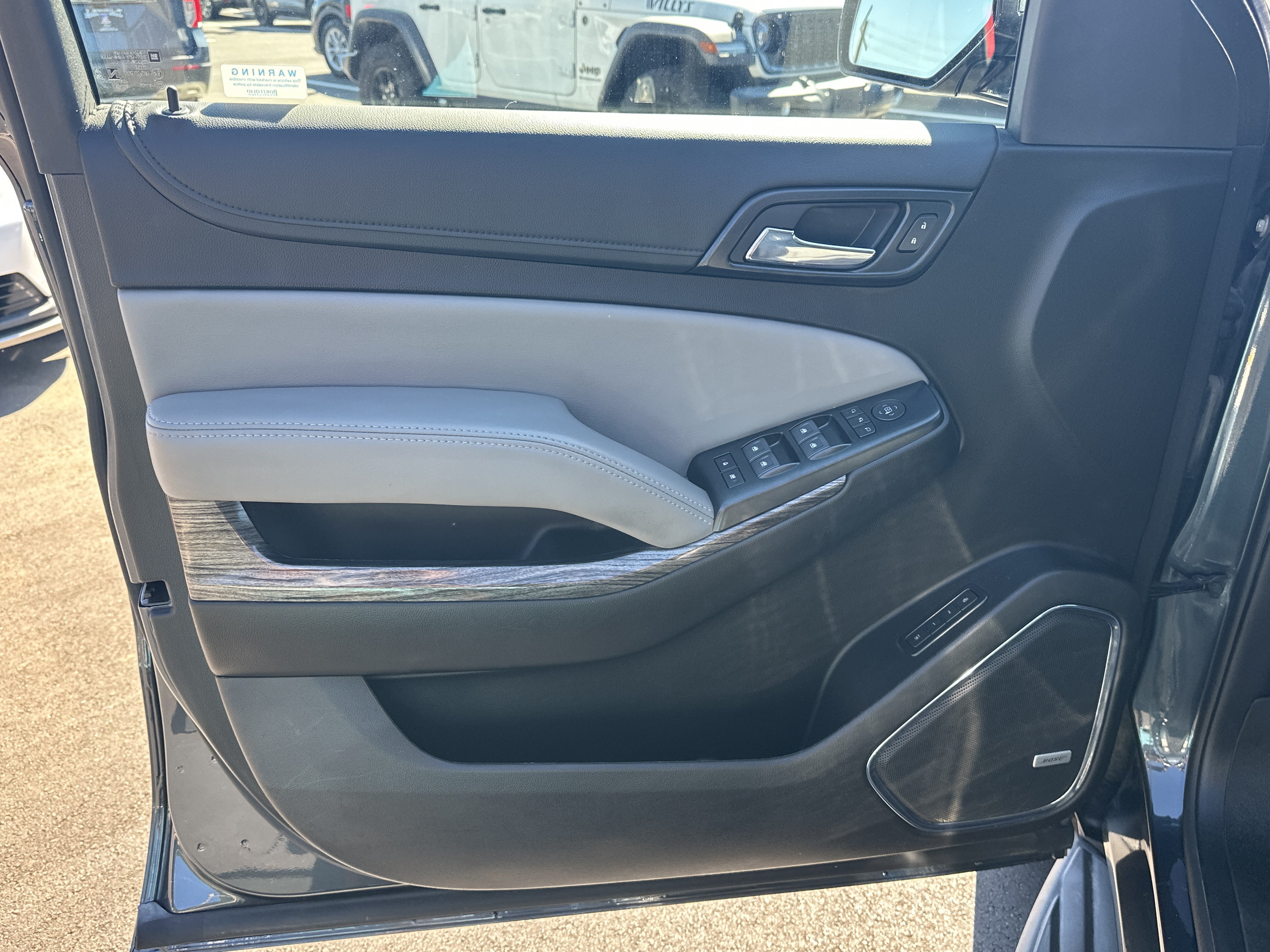 Used 2020 Chevrolet Suburban LT AWD/4WD image 10
