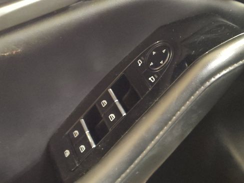 Used 2024 MAZDA MAZDA3 s FWD image 27