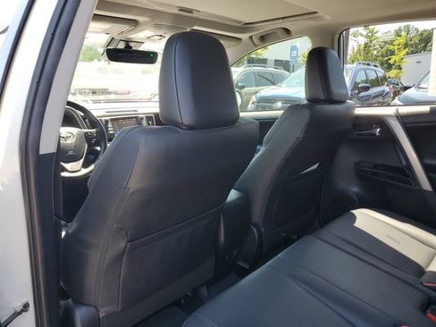 Used 2018 Toyota RAV4 Limited AWD/4WD image 13