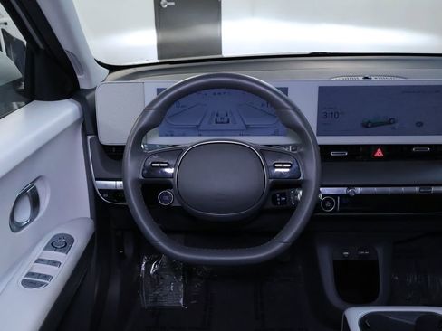 Used 2024 Hyundai Ioniq 5 SEL AWD/4WD image 15