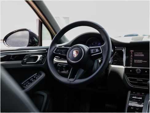 New 2025 Porsche Macan image 25