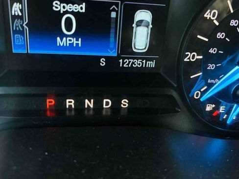 Used 2018 Ford Explorer XLT AWD/4WD image 22