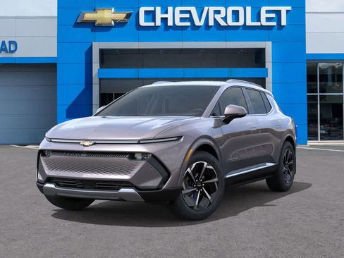 New 2025 Chevrolet Equinox EV LT AWD/4WD image 6