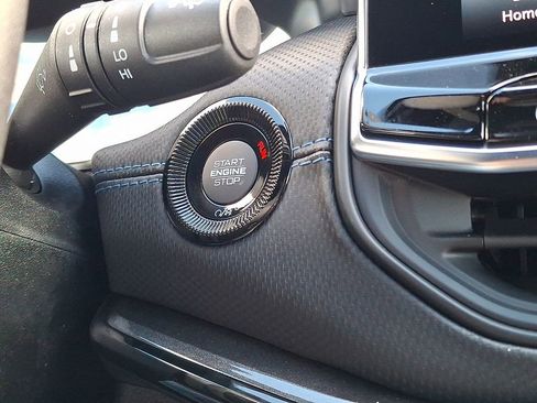 New 2026 Jeep Compass Limited image 15